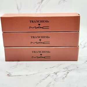 MAC LIPGLASS - AQUELE NADA TUDO - TRANCHESIS COLLECTION